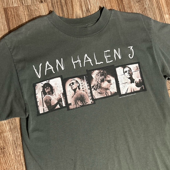 Vintage Van Halen 3 Tour 1998 Giant Tag T-Shirt - Picture 2 of 6